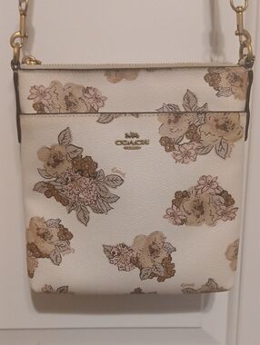 Coach Kitt Messenger Floral Crossbody